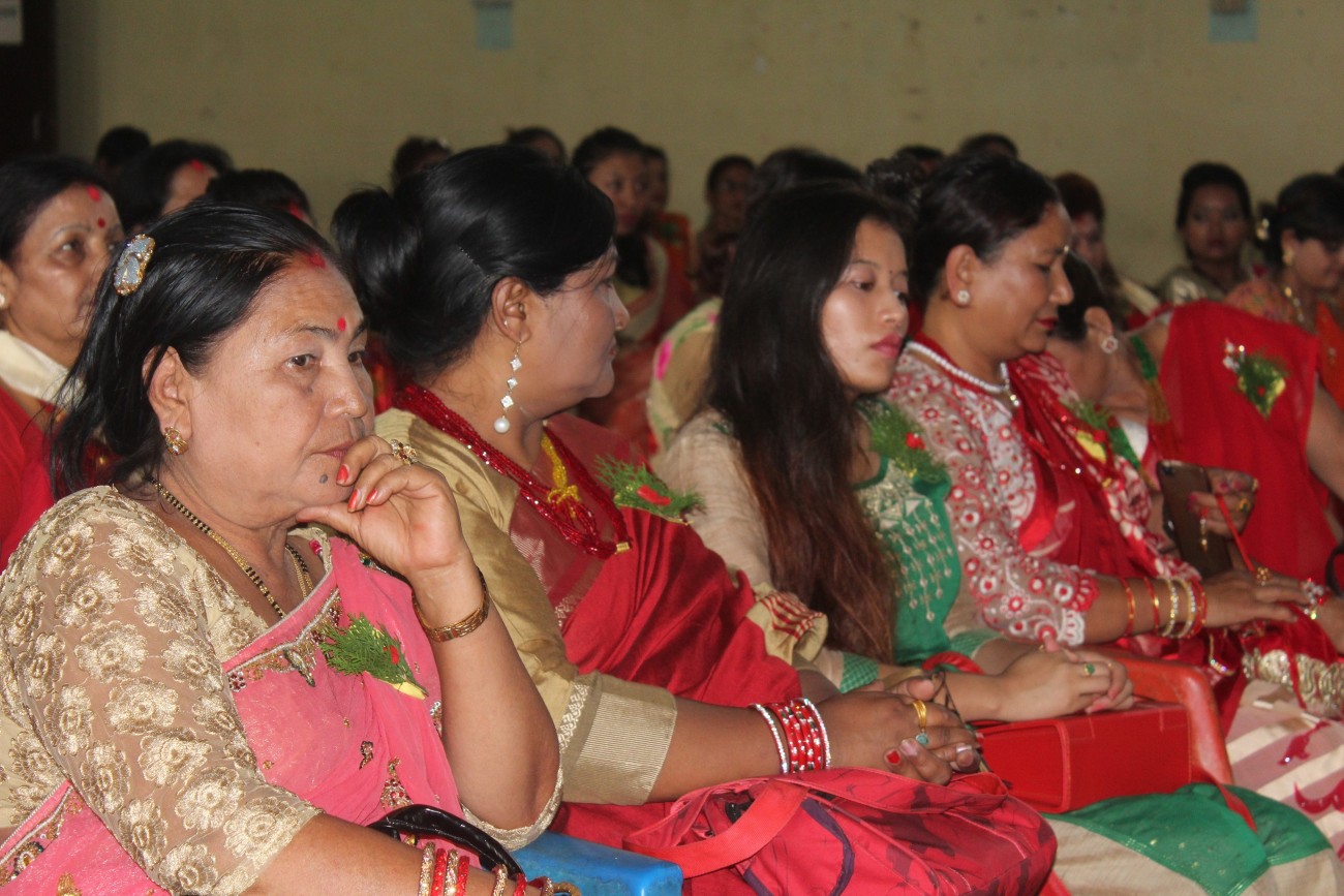 Mahila-1502969895.jpg