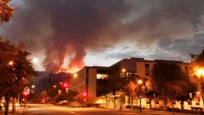 Amerika-Forest-Fire-1504489079.jpg