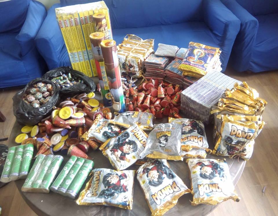 Pataka-niyantran-1508206489.jpg
