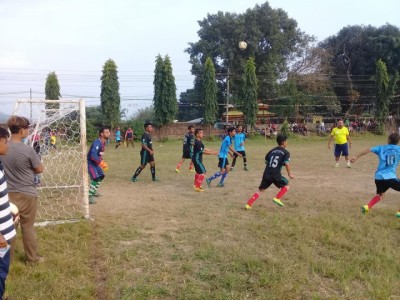 Football-1539271209.jpg