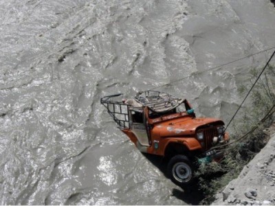 Jeep-1540869418.jpg