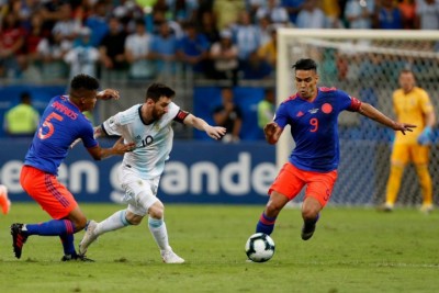 Argentina-COlombia-messi_-1560649099.jpg