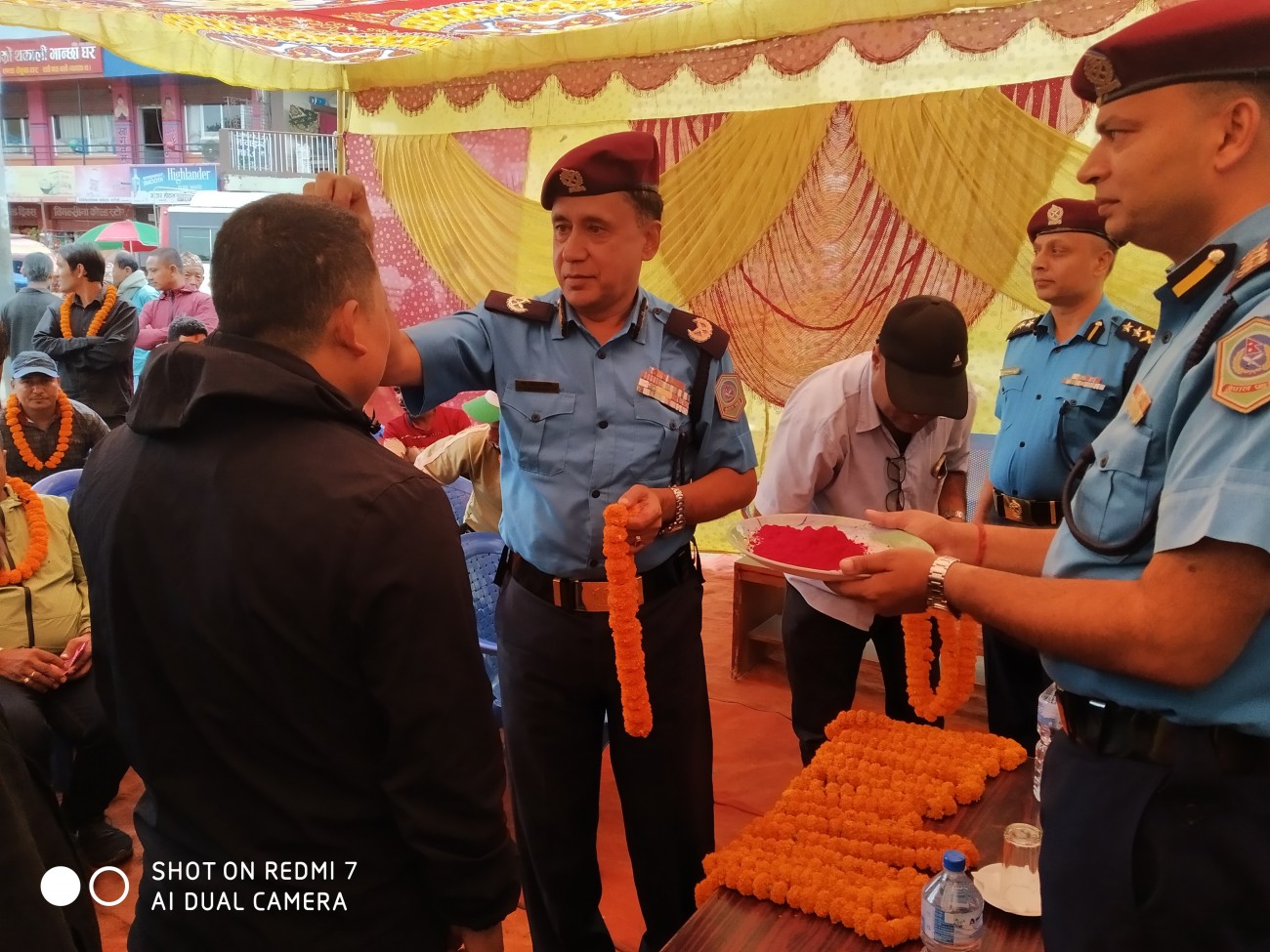 Police-(1)-1569742279.jpg