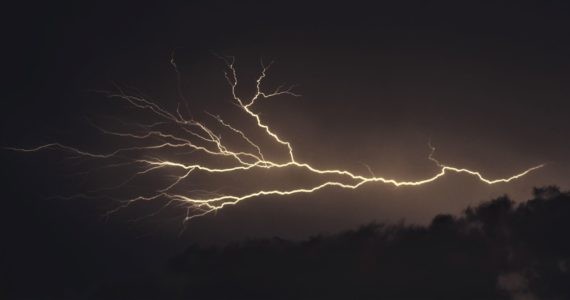 Lightning-1570520261.jpg
