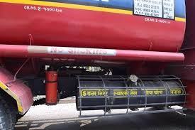 Oil-Tanker-1574233172.jpg