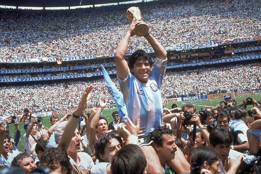 Maradona-1606395512.jpg