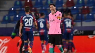 Levante-UD-v-FC-Barcelona-1620782179.jpg
