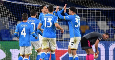 Napoli-score-against-Leic-1645153187.jpg
