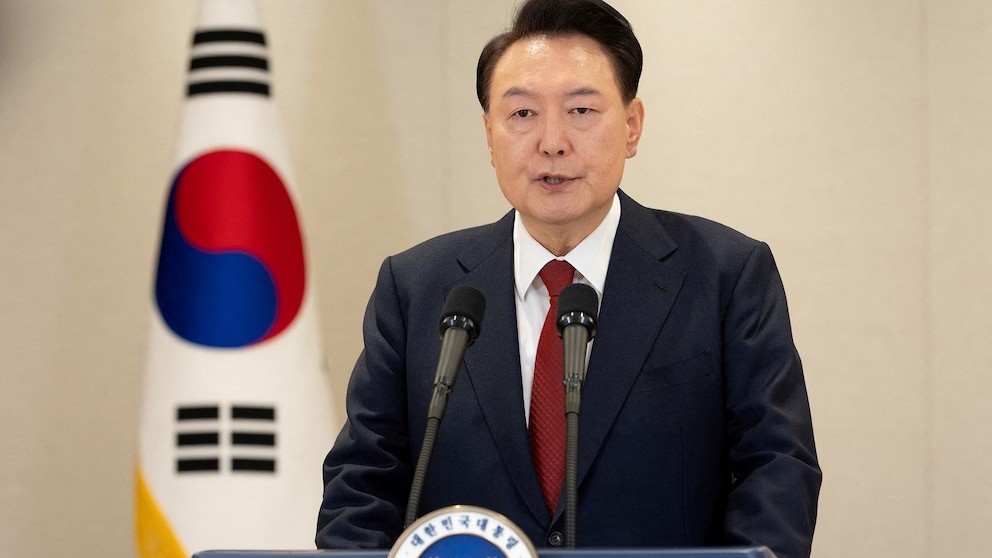 yoon-suk-yeol-rt-jef-2412-1736908597.jpg