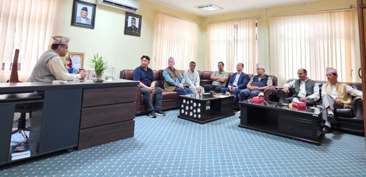 Meeting-1785769054.jpg