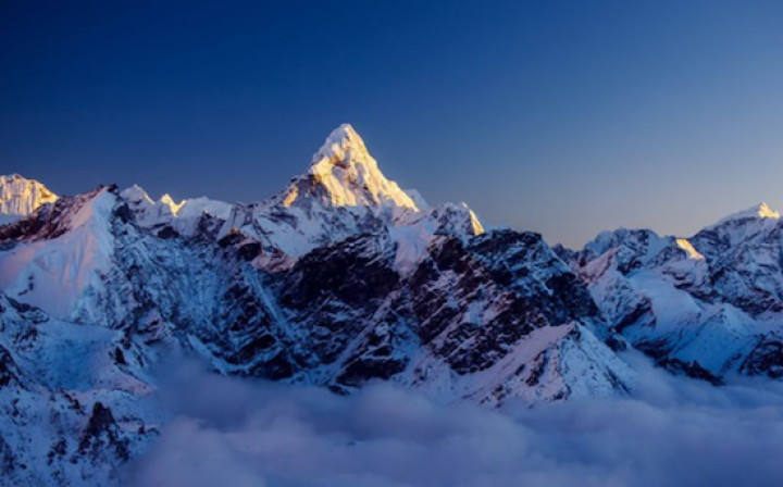 Mount-Everest-1793065451.png